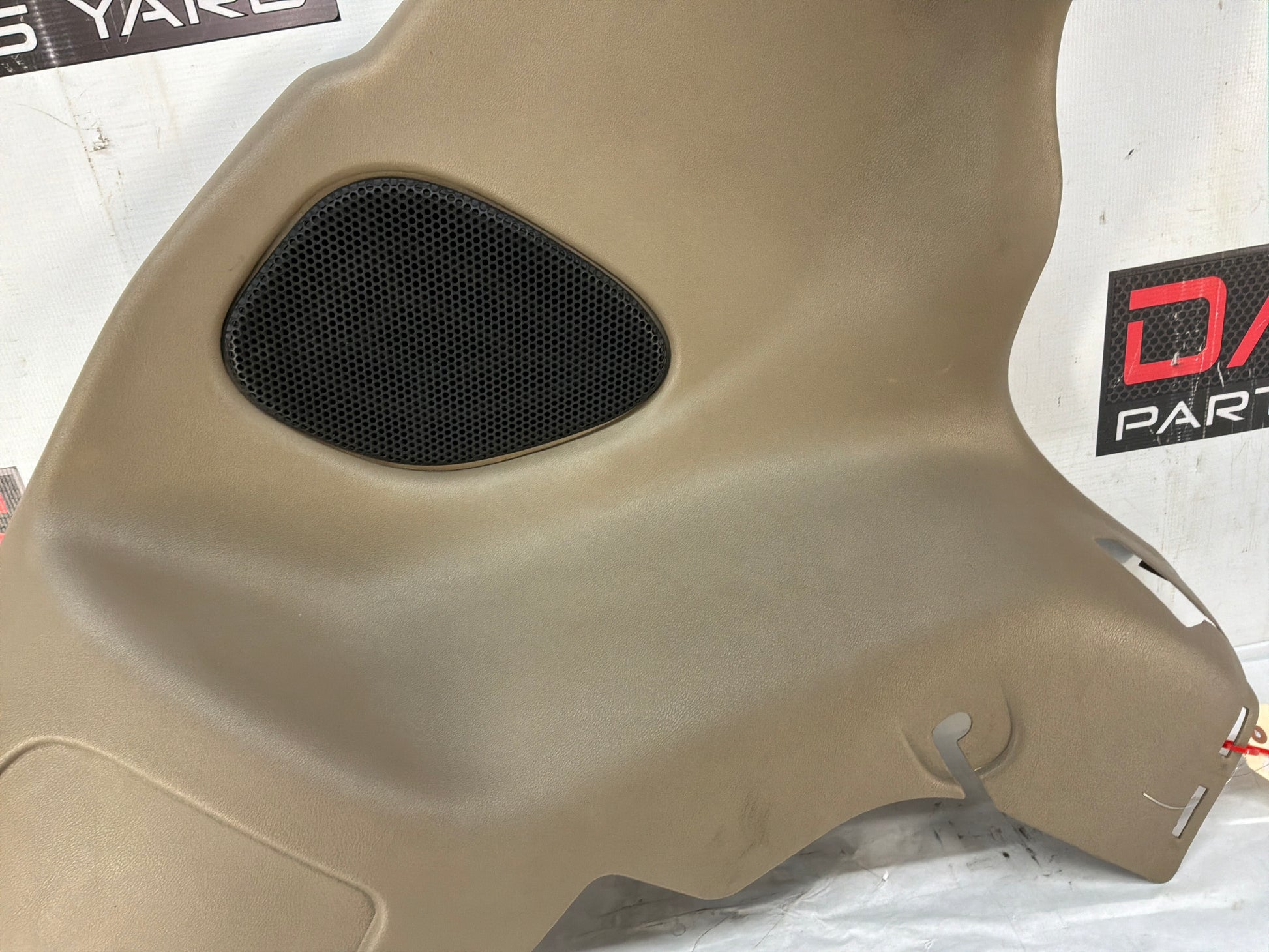 Rh rear door panel - Day's Parts Yard