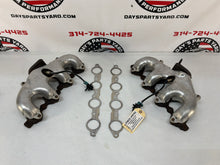 2007 Chevy C6 Corvette Convertible RH & LH Exhaust Manifolds OEM