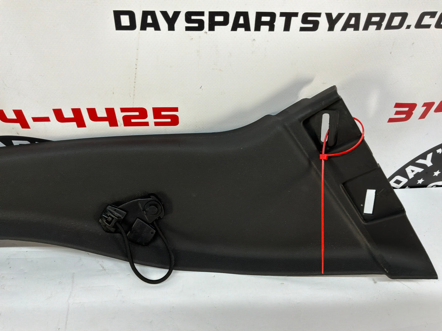 2006 Cadillac CTS-V RH Passenger C Pillar Cover Trim Panel OEM