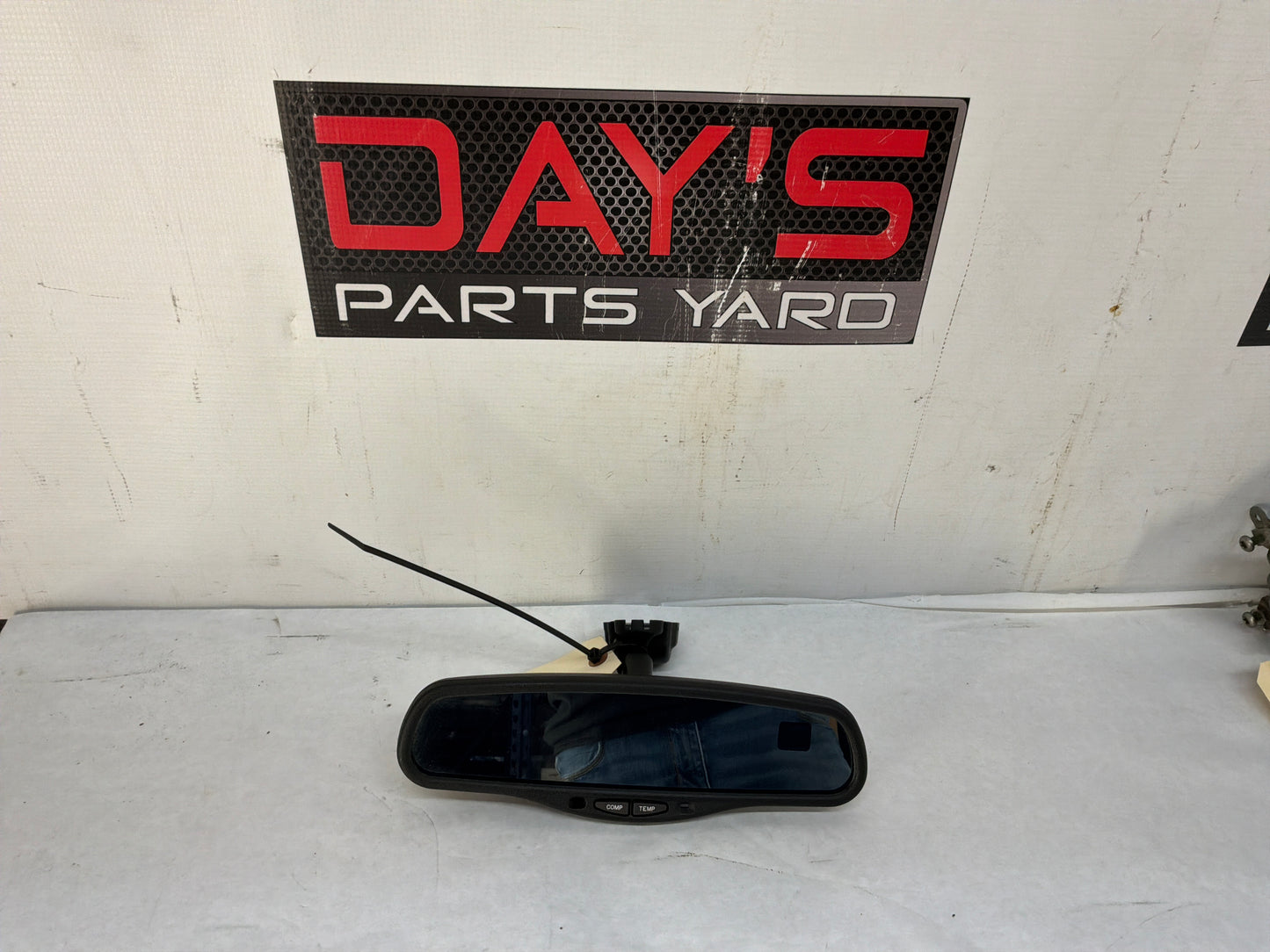 2002 Cadillac Escalade EXT Rearview Mirror OEM