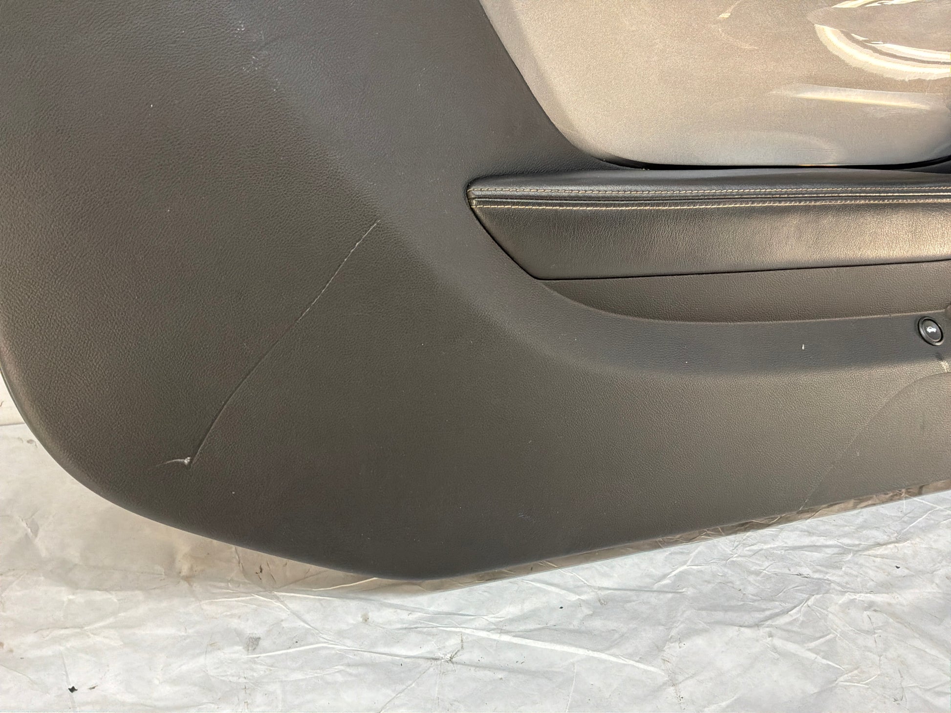 Lh front door panel - Day's Parts Yard