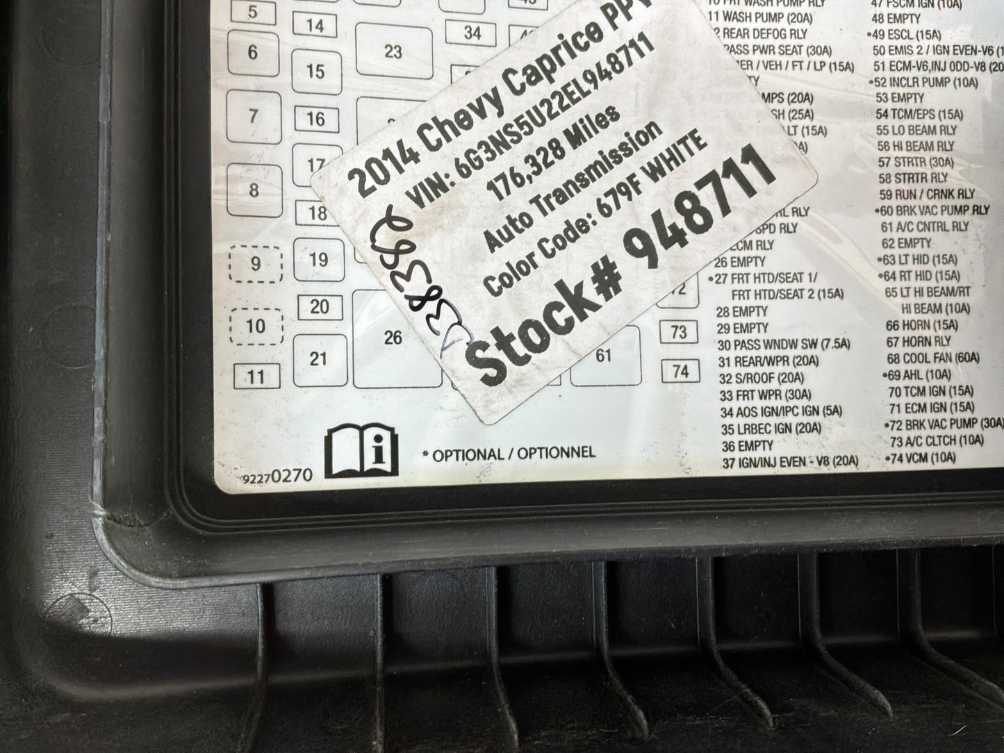 Fuse box lid - Day's Parts Yard