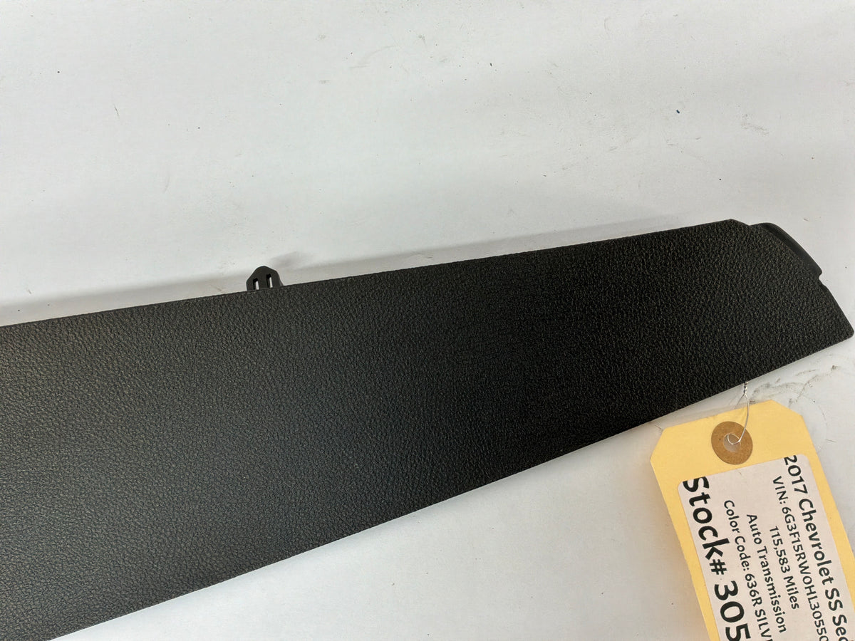 2017 Chevy SS Sedan RH & LH Center Console Side Trim Extension Panel Moldings OEM