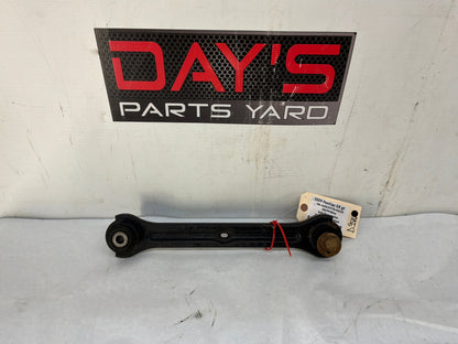 Rh control arm - Day's Parts Yard