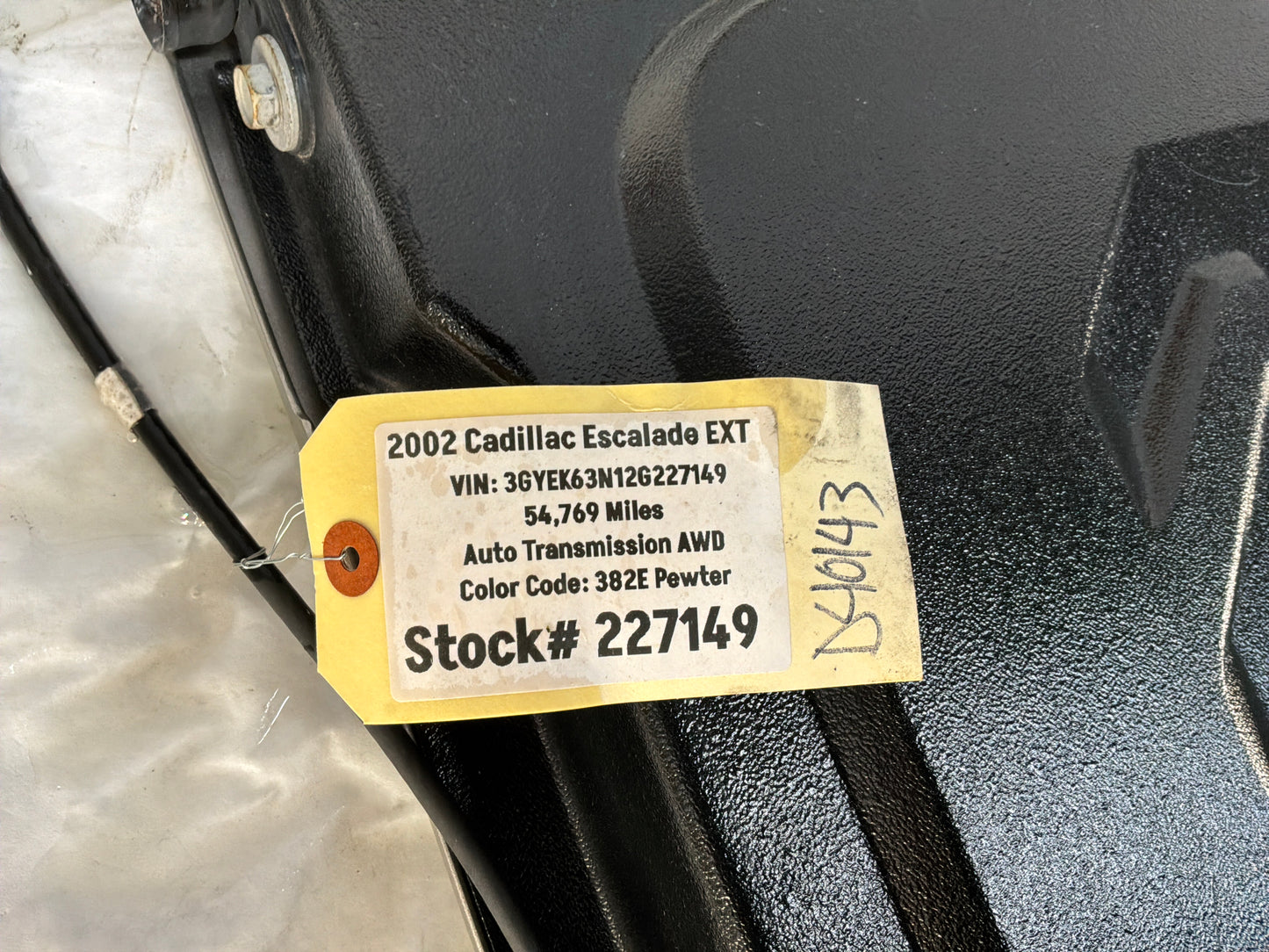 2002 Cadillac Escalade EXT Tailgate Tail Gate OEM