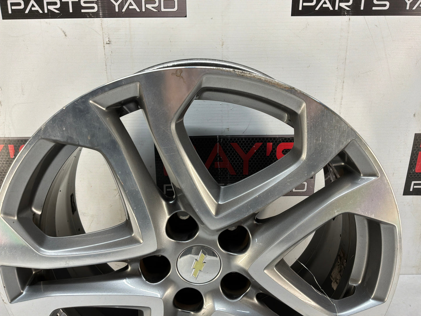 2017 Chevy SS Sedan Factory OEM Front Wheel 19x8.5 OEM