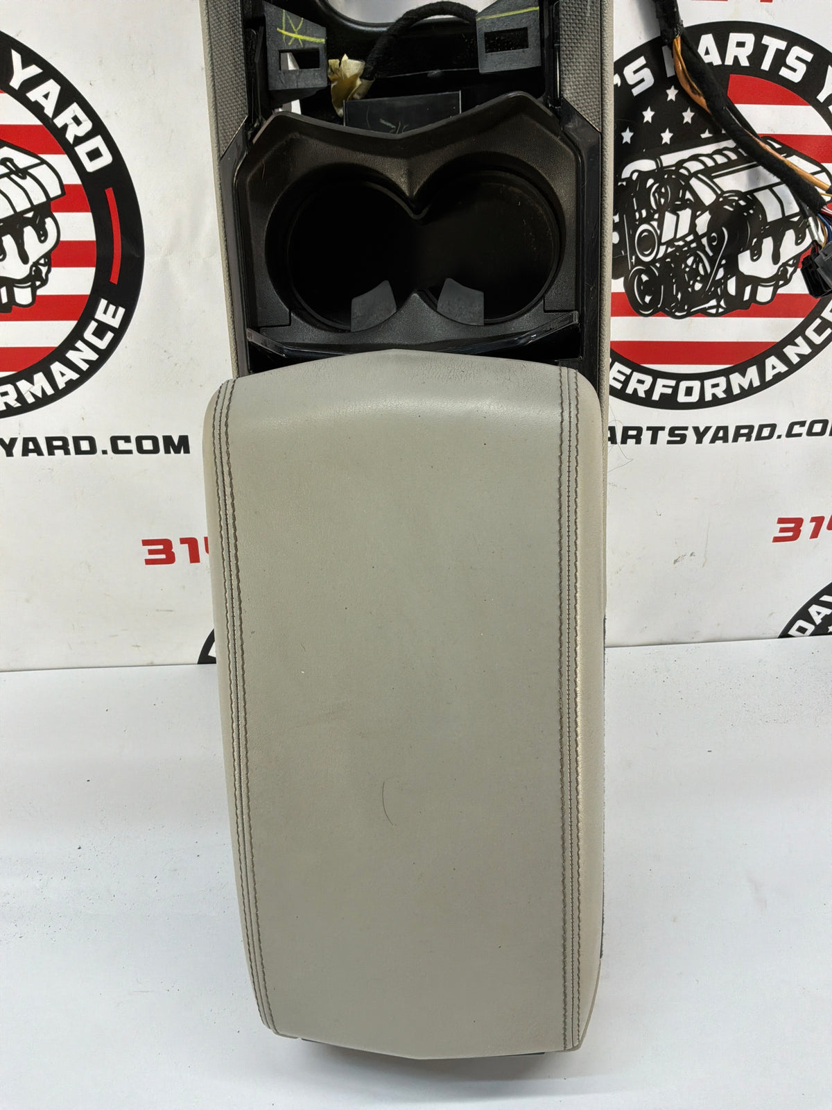REPICTURE TAKE TRIM OFF AND PUT WITH B4531   2009 Cadillac CTS-V Center Console Armrest Gray Grey OEM - Day's Parts Yard