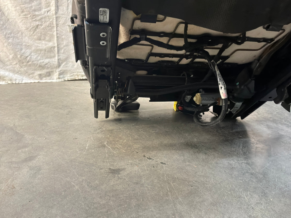 2014 Chevy Caprice PPV Seats Front and Rear OEM