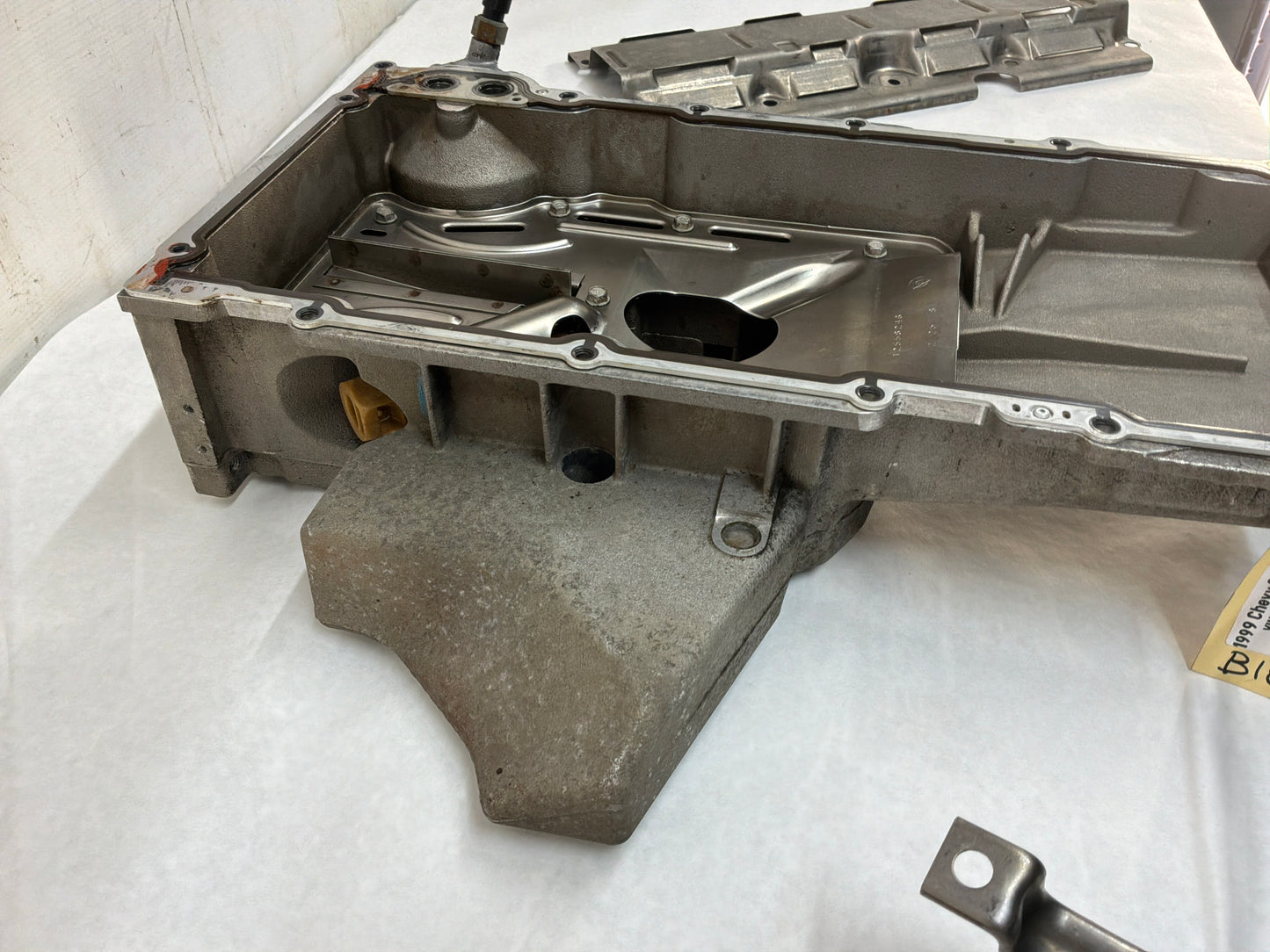 1999 Chevy Corvette Aluminum Batwing Oil Pan w/ Widget & Pick Up Tube OEM