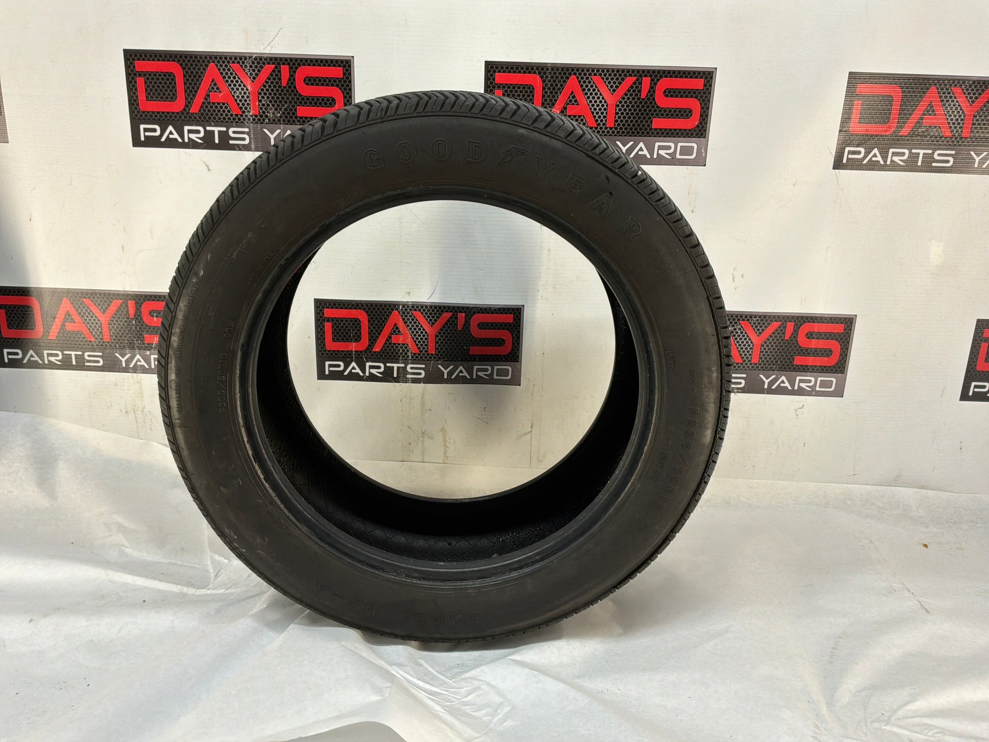 Tire set - Day's Parts Yard
