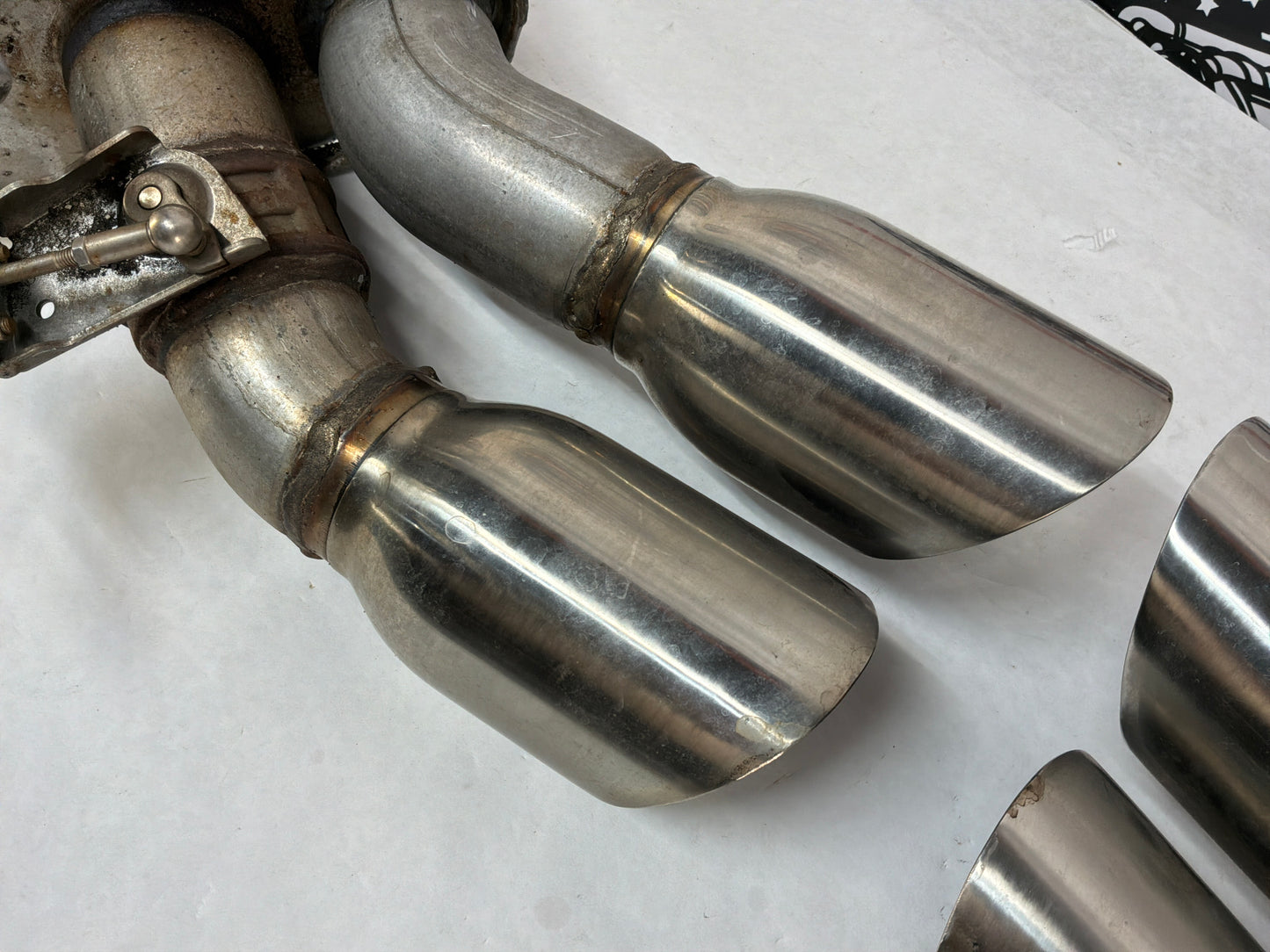 2013 Chevy Camaro 1LE RH & LH NNP Exhaust Mufflers OEM