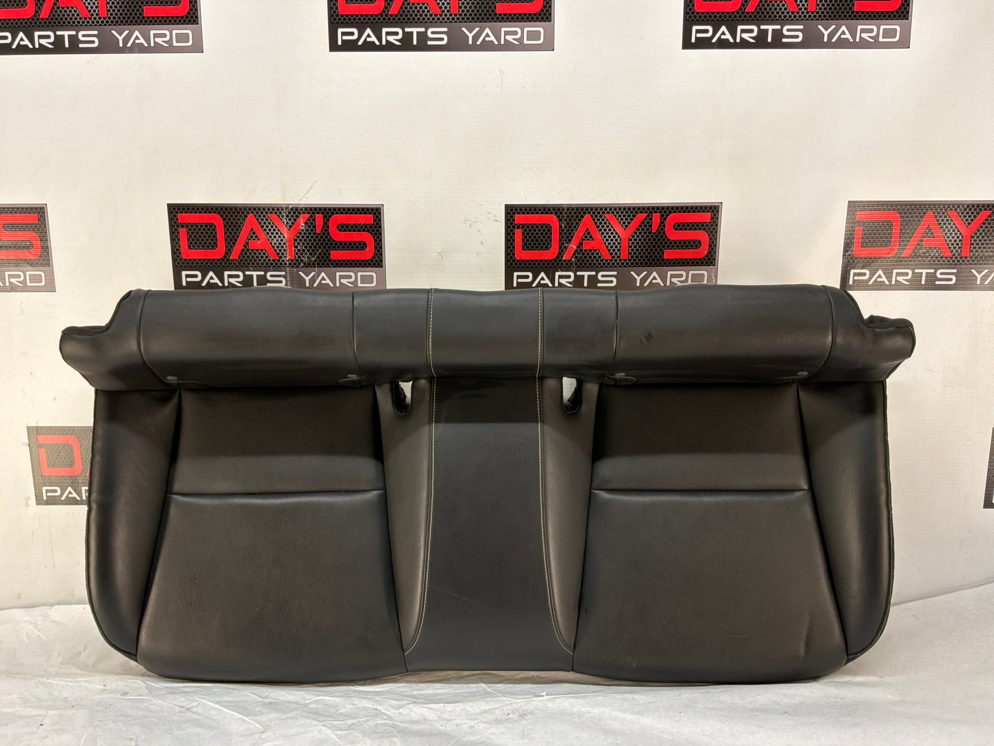 Seats fronts and rears - Day's Parts Yard