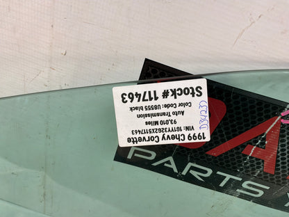 Rh front glass - Day's Parts Yard