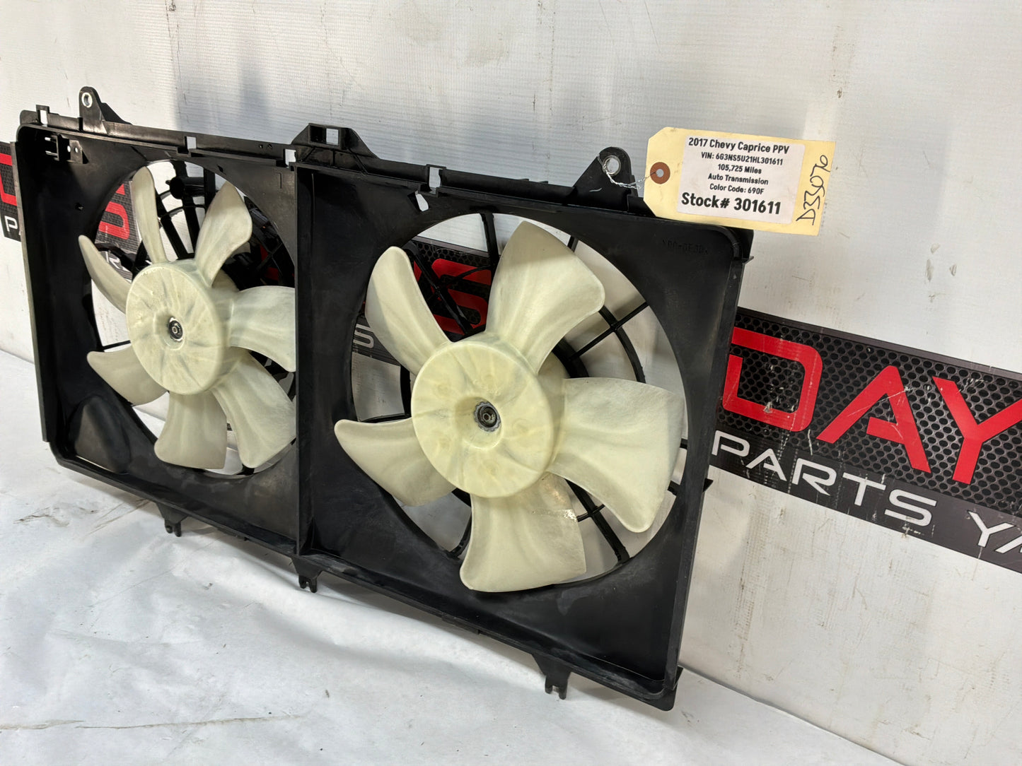 2017 Chevy Caprice PPV Radiator Duel Dual Electric Radiator Cooling Fans OEM - Day's Parts Yard