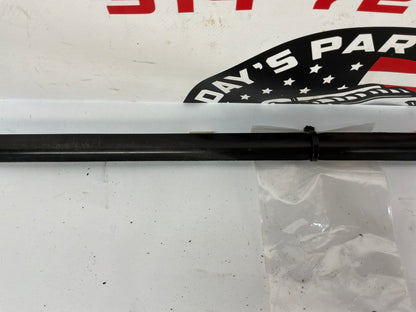 2006 Pontiac GTO LH Driver Window Door Belt Molding Weather Strip Trim OEM
