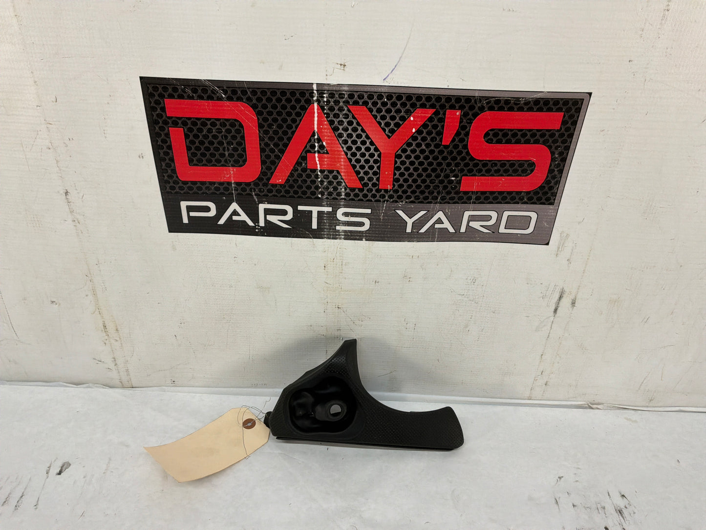 Interior door handle - Day's Parts Yard
