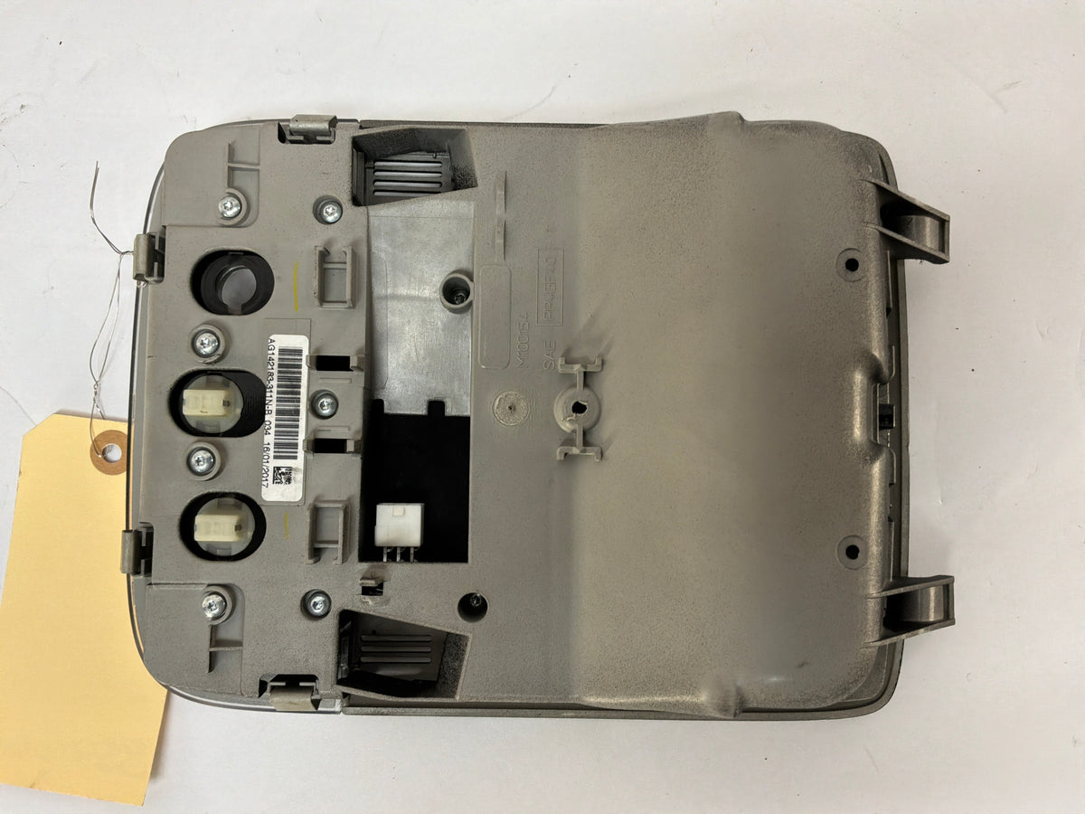 2017 Chevrolet SS Sedan Over Head Console Dome Map Light OEM