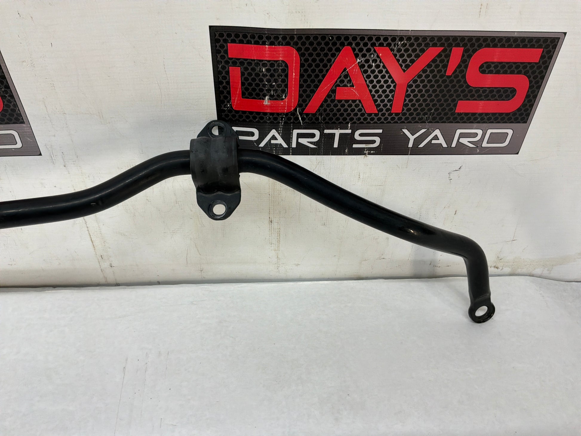Sway bar - Day's Parts Yard
