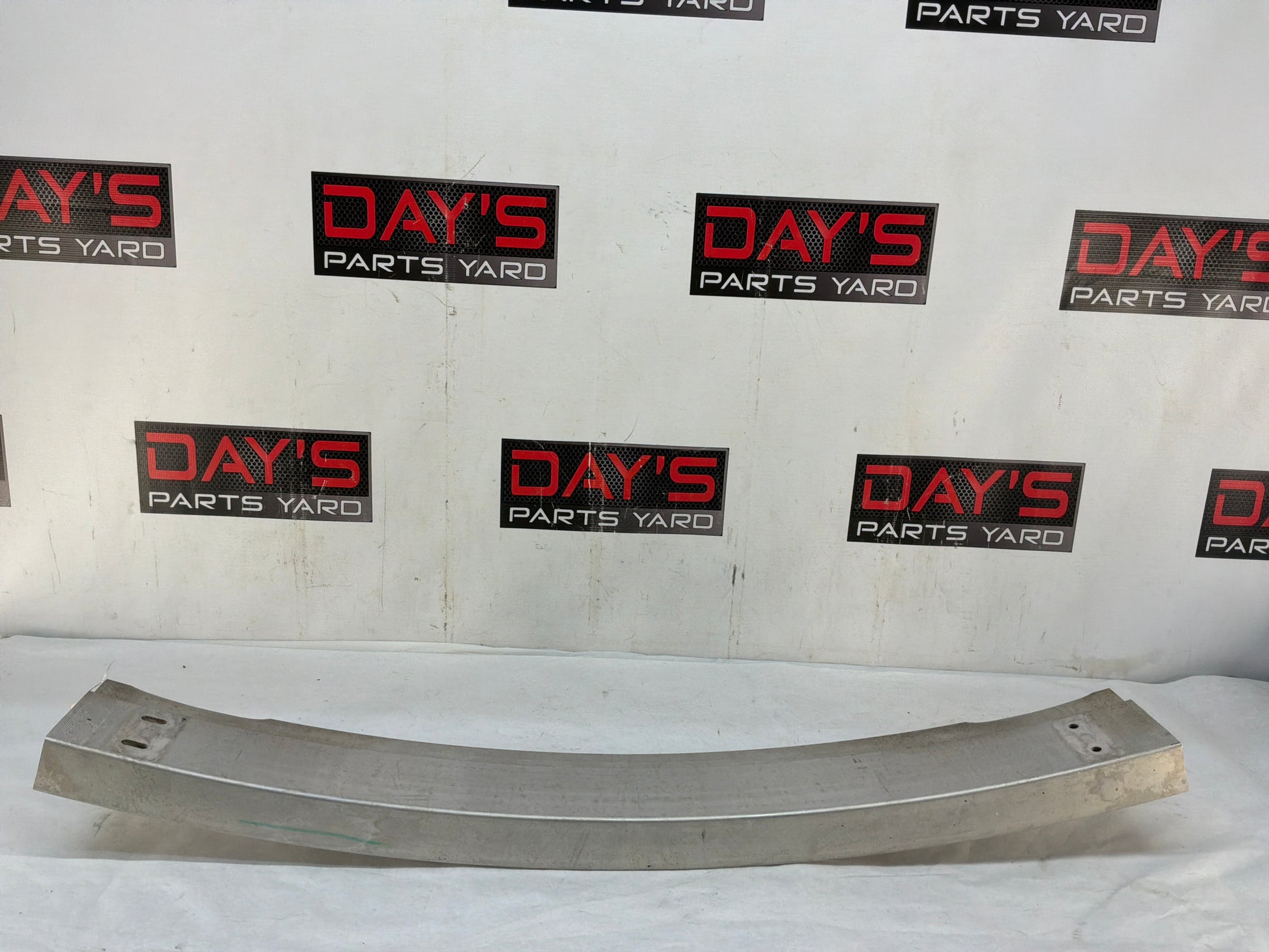 Bar - Day's Parts Yard
