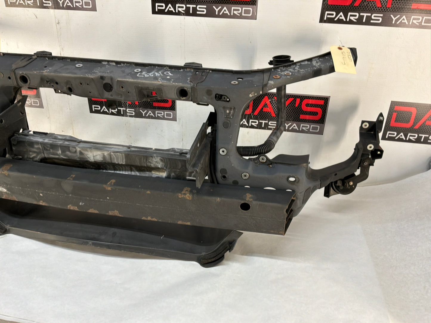 2015 Chevy SS Sedan Front Radiator Core Support Bracket Brace Assembly OEM - Day's Parts Yard