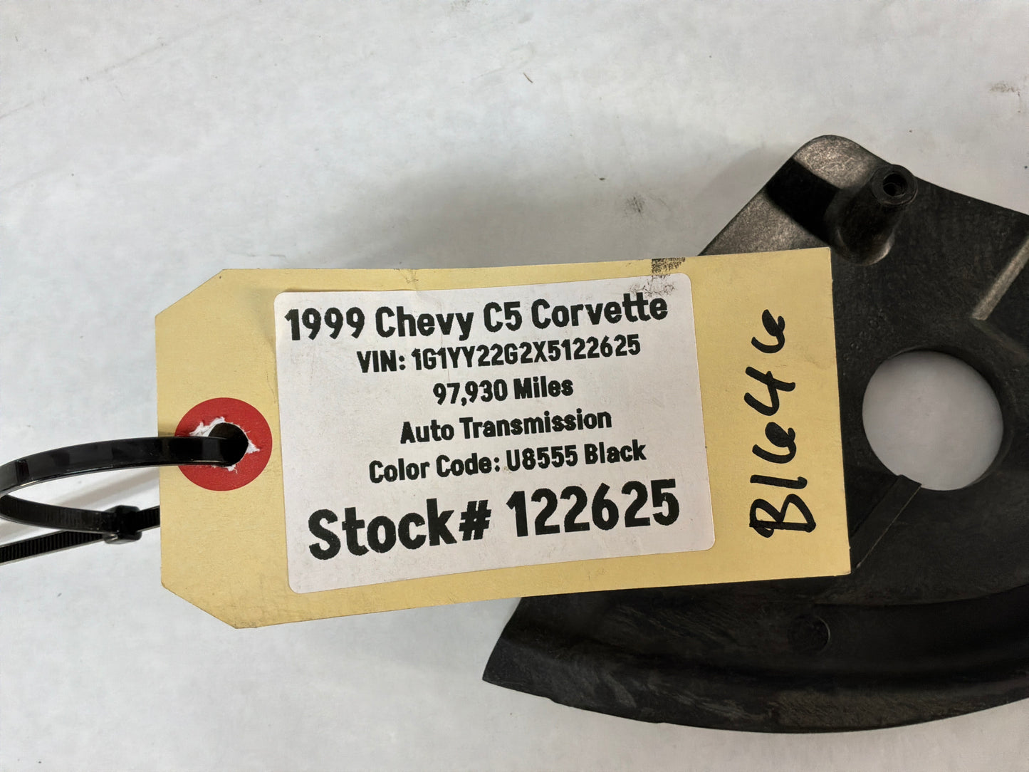 1999 Chevy C5 Corvette RH Passenger Turn Signal Marker Light Bracket OEM
