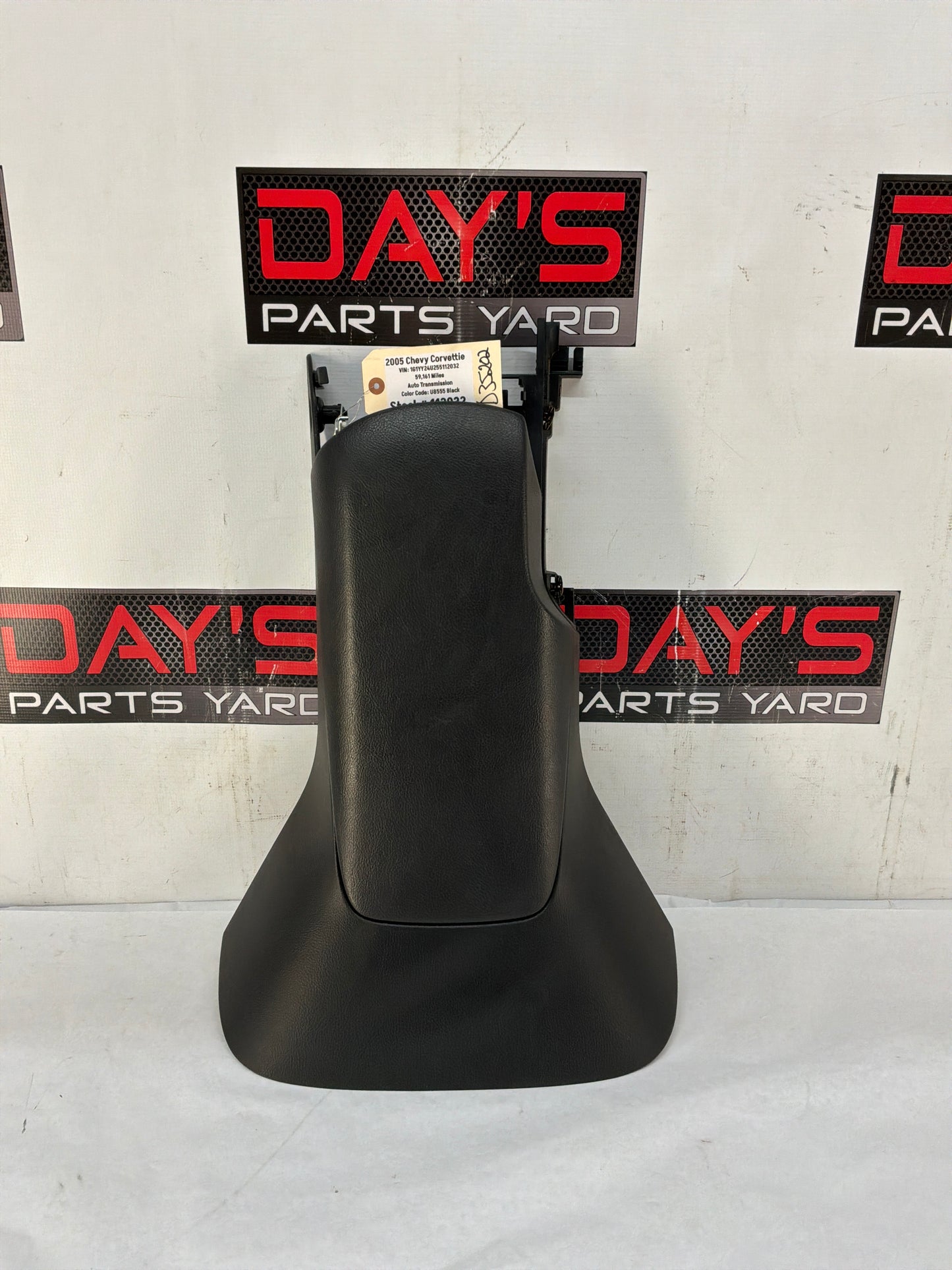 Center console - Day's Parts Yard
