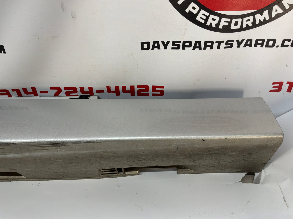 2014 Chevy SS Sedan RH Passenger Rocker Molding Side Skirt Panel Trim Silver OEM
