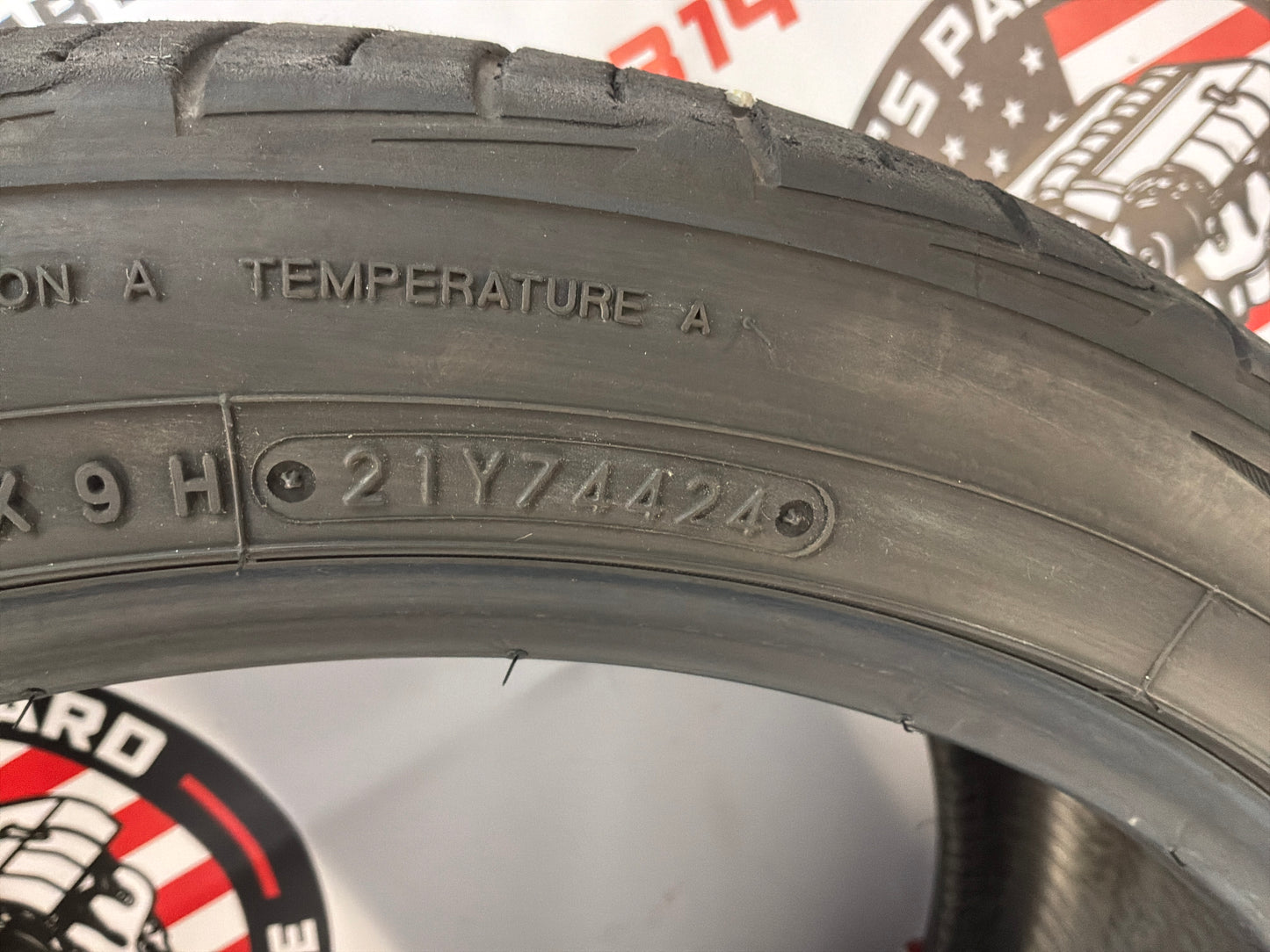 Toyo Exstensa HP 275/35/19 Set of 2
