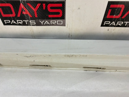 2008 Pontiac G8 Base LH Driver Rocker Molding Side Skirt Panel Trim White OEM