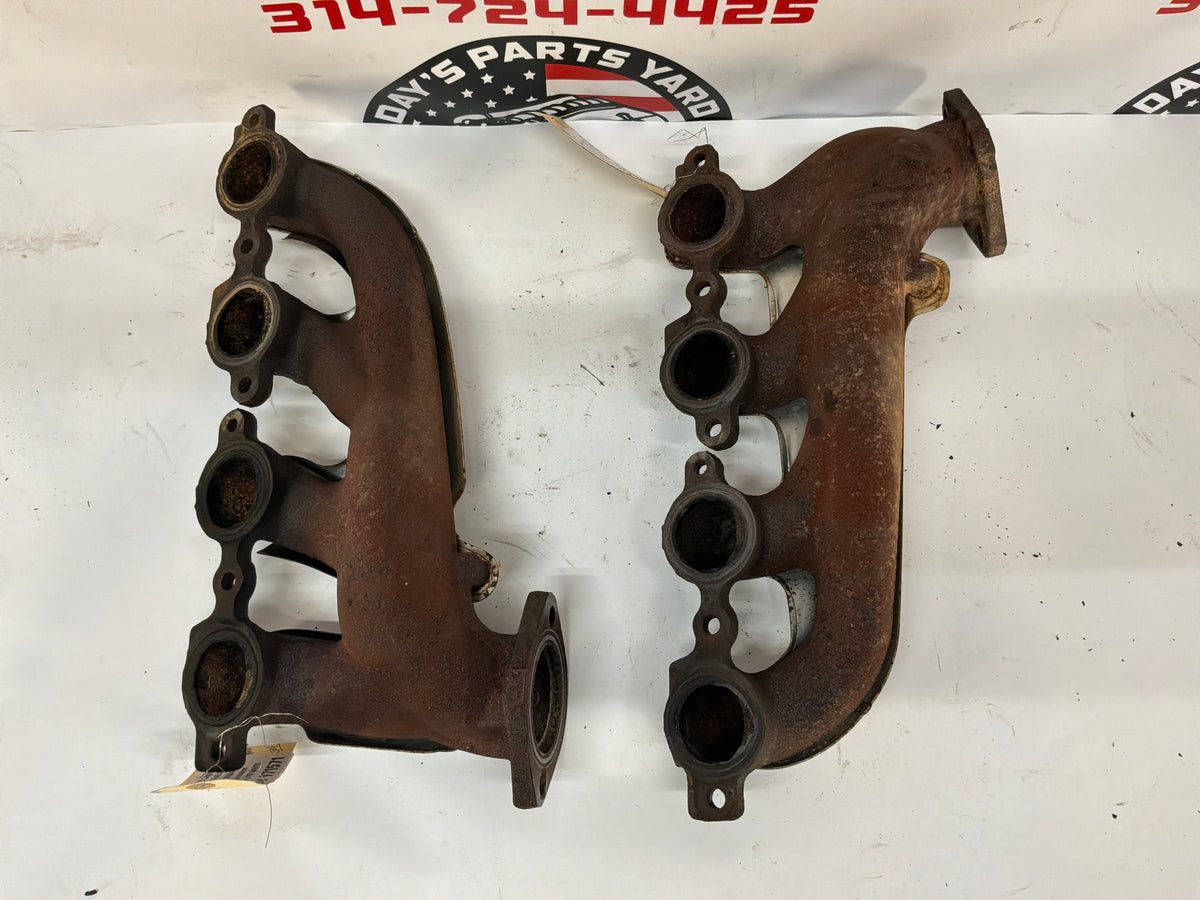 2014 Chevy Caprice PPV RH & LH Factory Exhaust Manifolds OEM