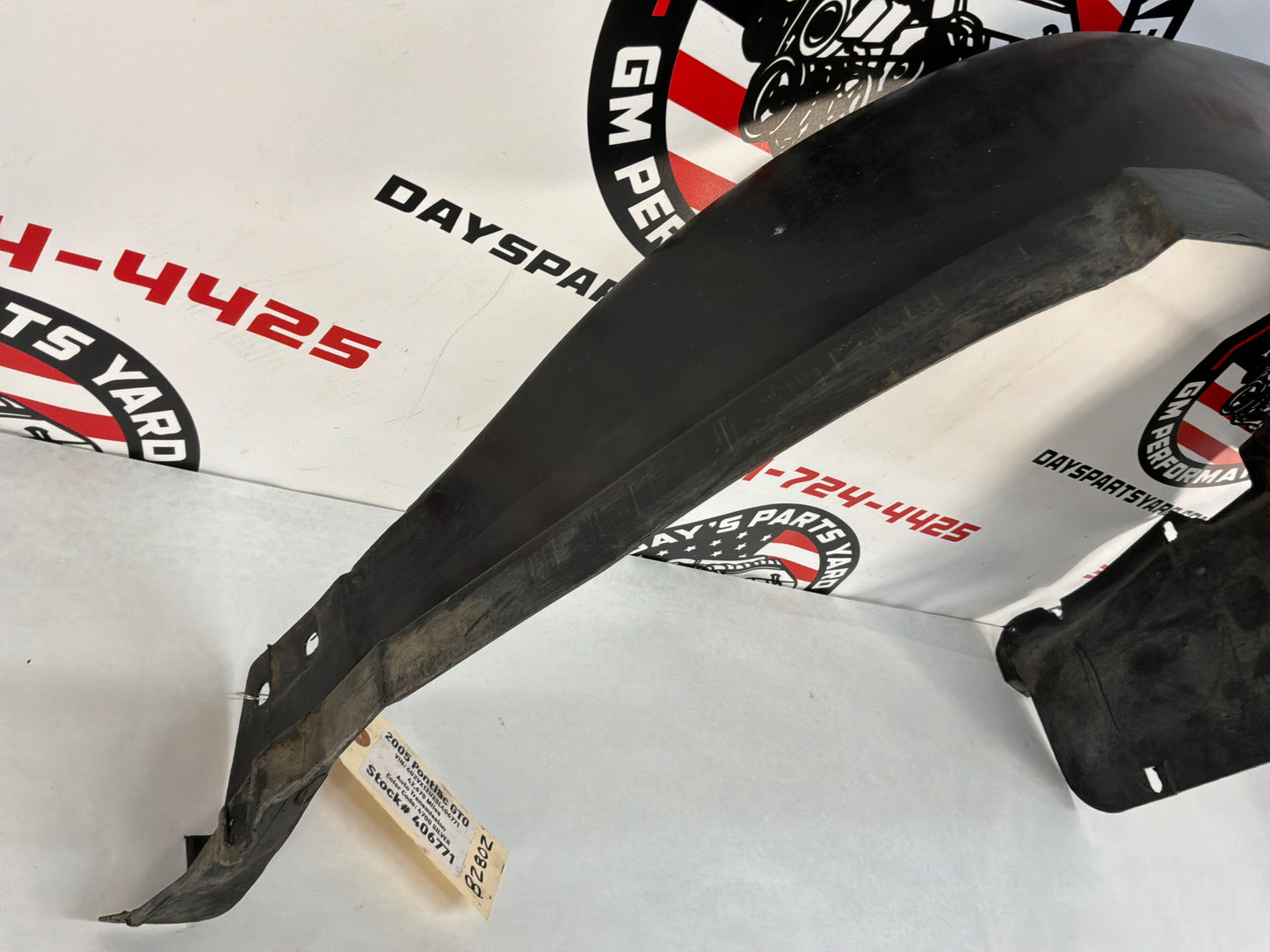 2005 Pontiac GTO LH Driver Front Fender Wheel House Well Liner OEM