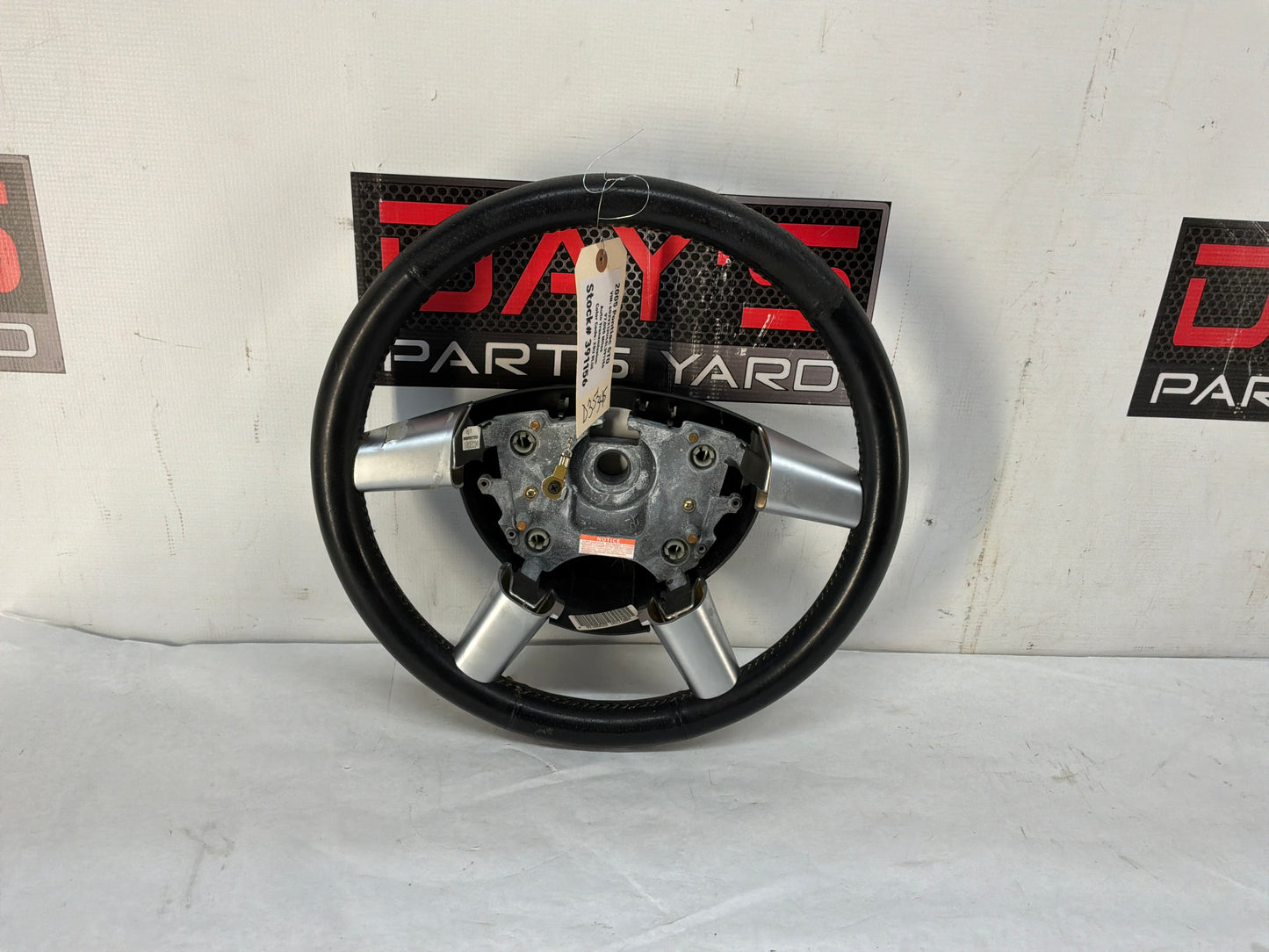 Steering wheel - Day's Parts Yard