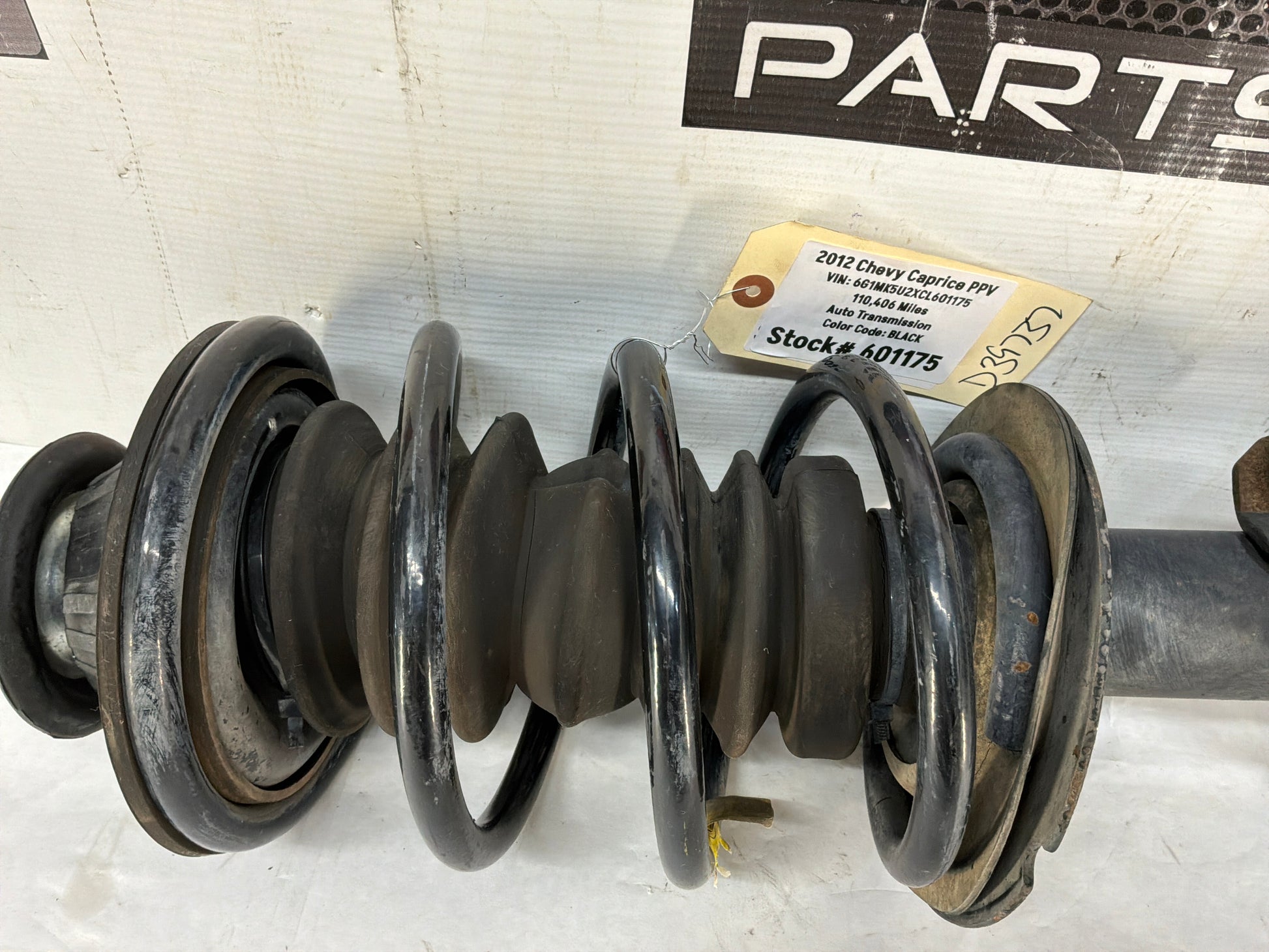 Rh front strut - Day's Parts Yard