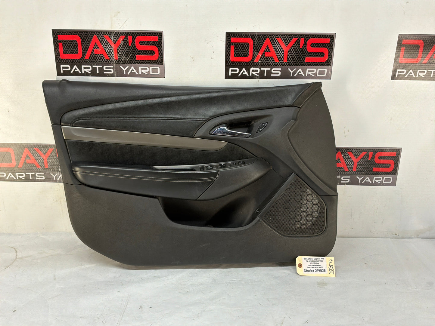 2016 Chevy Caprice PPV LH Driver Front Interior Door Panel Trim OEM