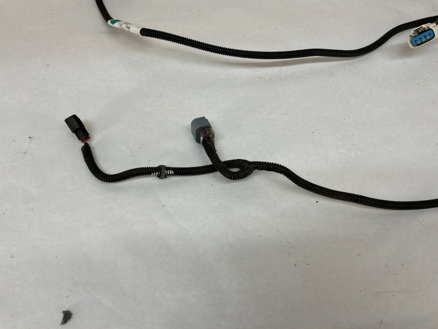 Fuel tank harness - Day's Parts Yard