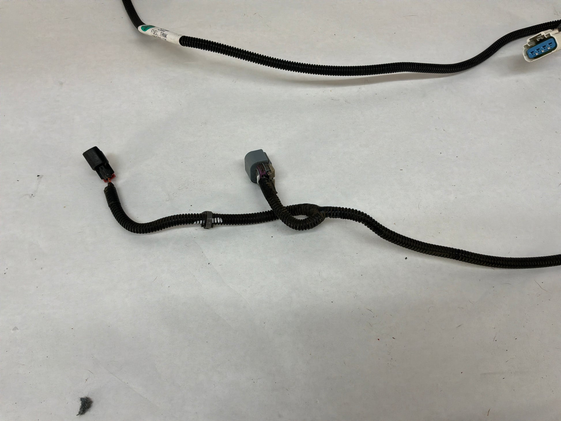 Fuel tank harness - Day's Parts Yard