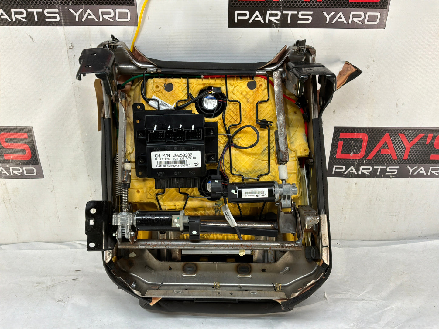 Bottom seat - Day's Parts Yard