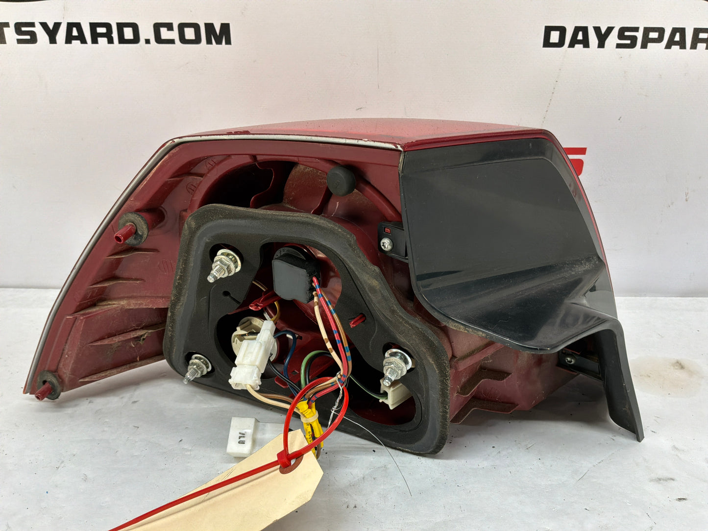 2008 Pontiac G8 Base RH Passenger Tail Light Taillight Lamp OEM
