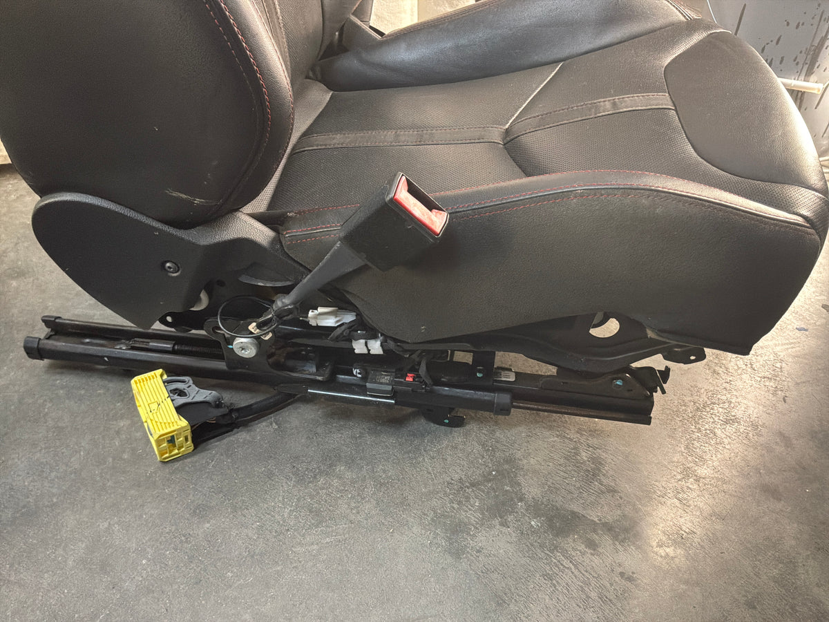 2014 Chevy SS Sedan Seats Fronts and Rears Black Leather Alcantara Suede OEM