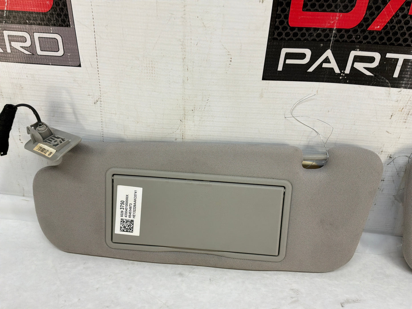 2014 Chevy SS Sedan RH & LH Sun Visor Sunvisor Shade OEM - Day's Parts Yard