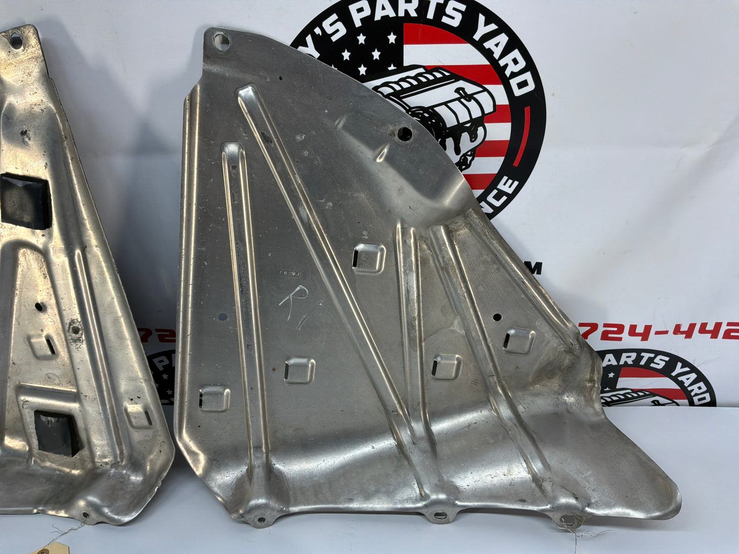 2007 C6 Corvette Convertible RH & LH Fuel Gas Tank Heat Shield Straps OEM