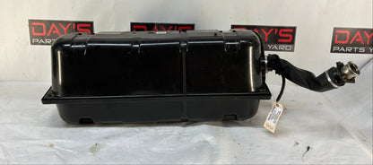 Complete fuel tank - Day's Parts Yard