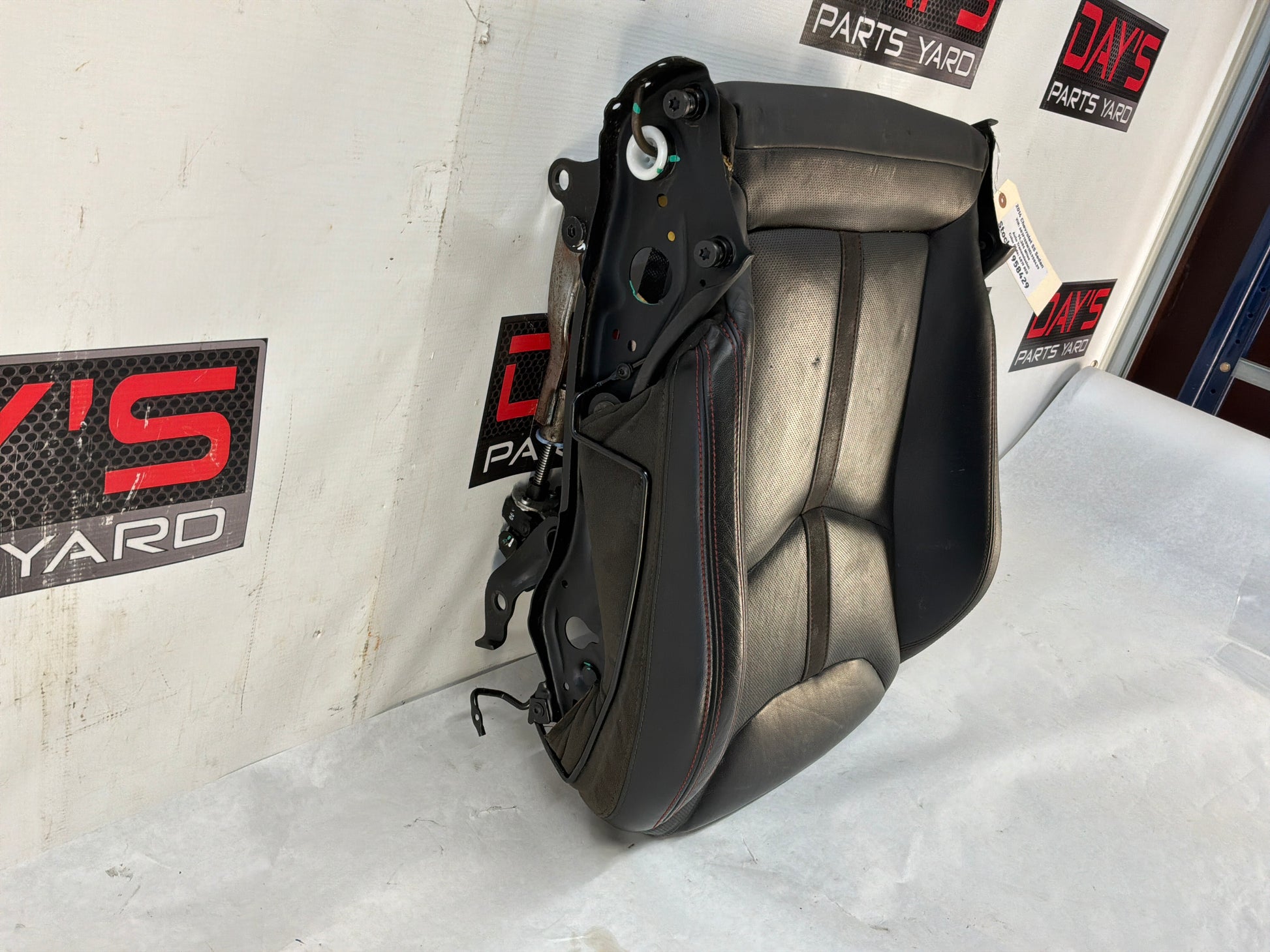 rh front bottom seat cushion - Day's Parts Yard