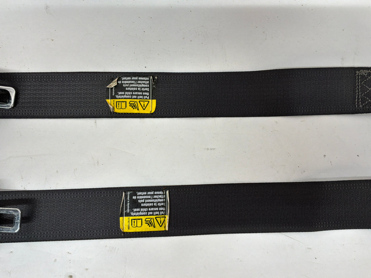 2006 Pontiac GTO Rear RH & LH Seat Belt Seatbelt Retractor OEM