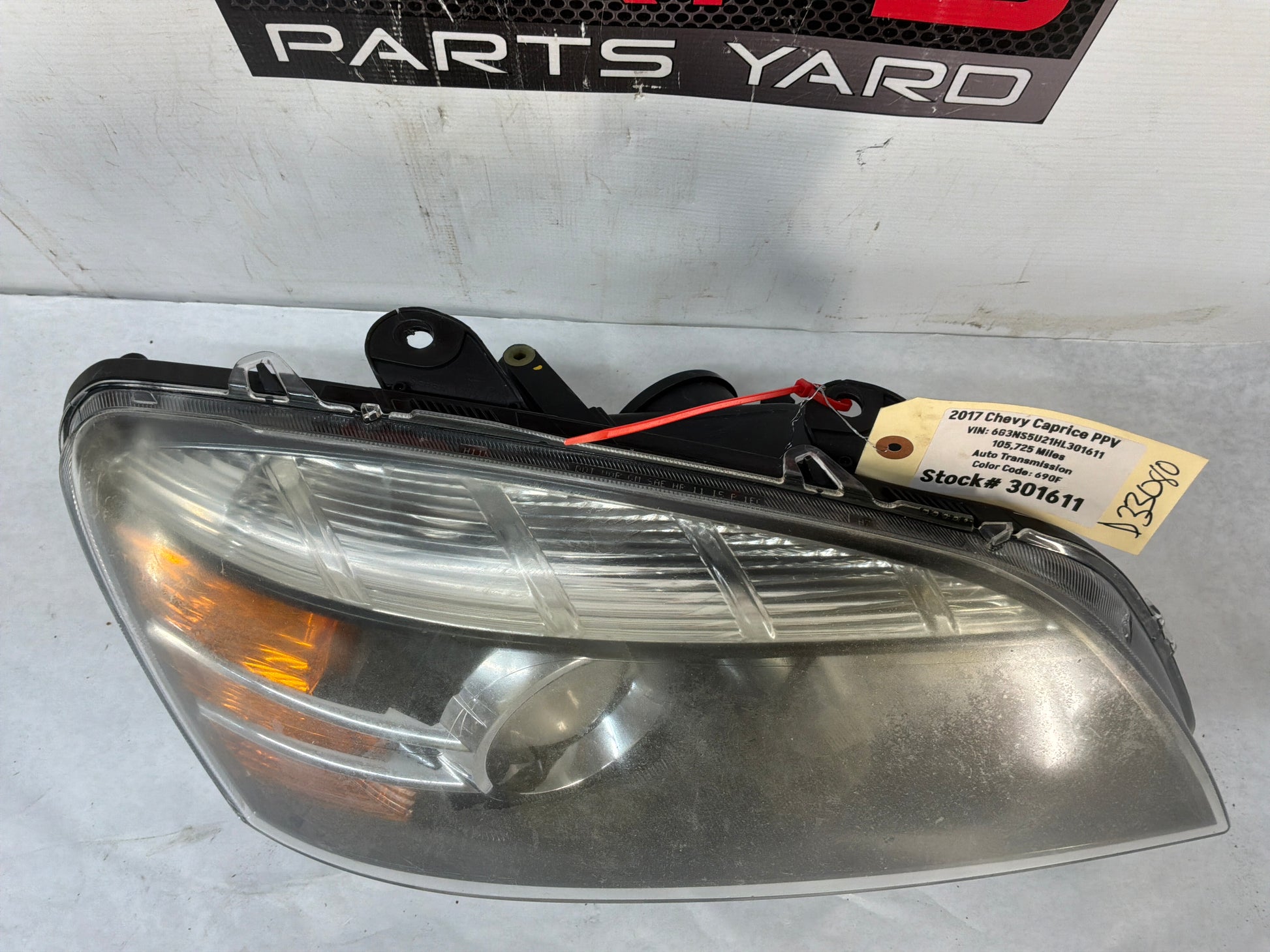 Headlight - Day's Parts Yard