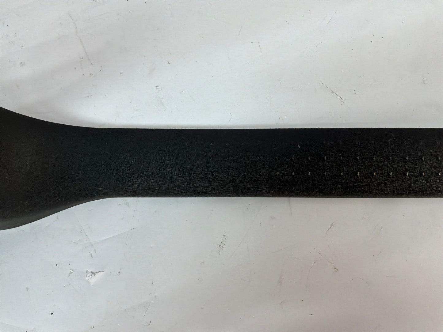 2006 Cadillac CTS-V RH Passenger Front Door Sill Kick Trim Plate Ebony OEM