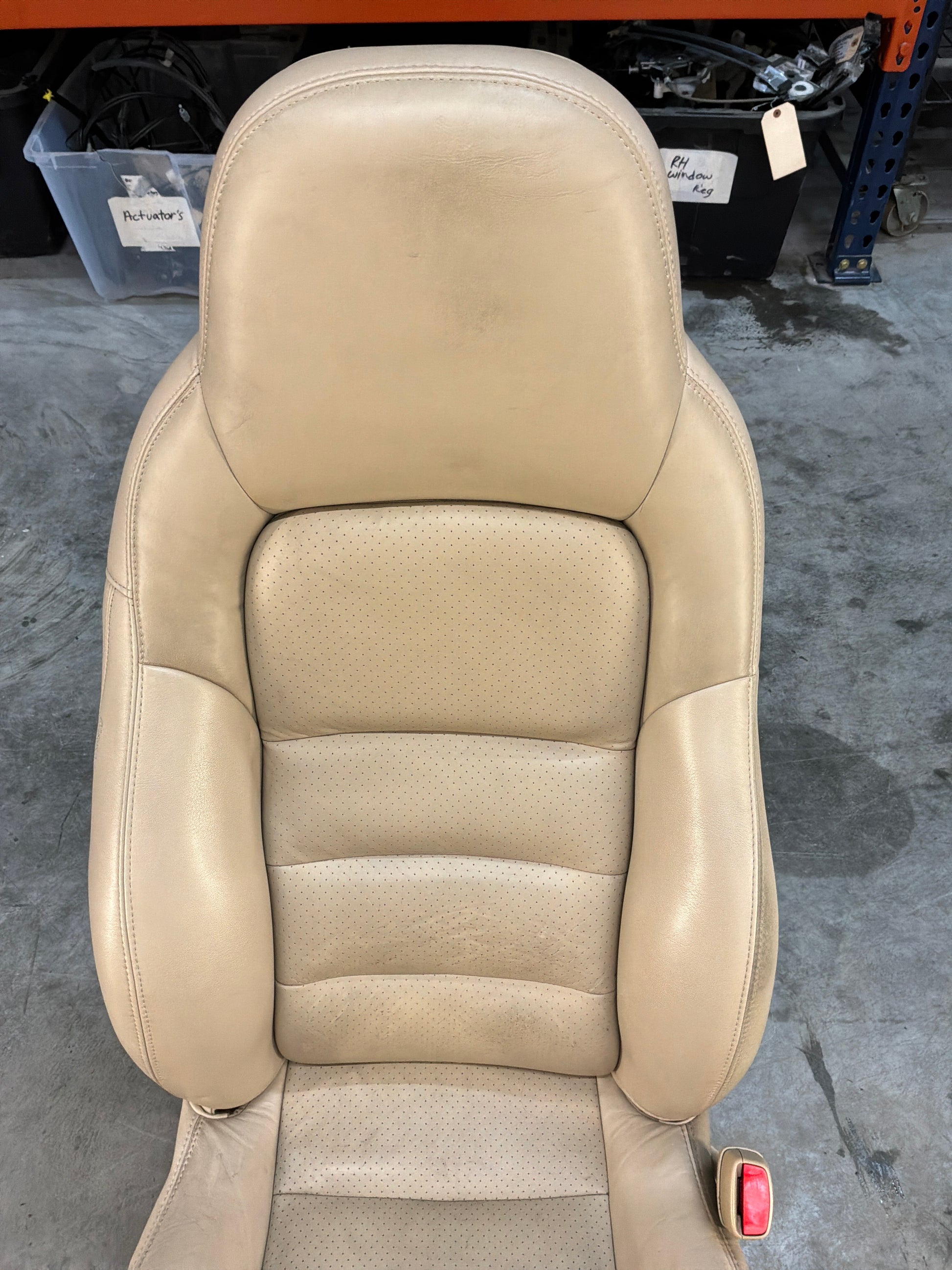 Seats - Day's Parts Yard