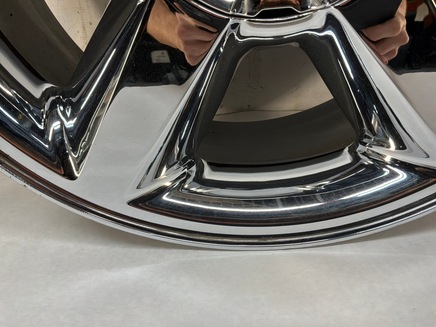 2012 Chevy Avalanche Wheel 20X8.5 Covered Lug Nuts Tapered 5 Spoke Chrome OEM