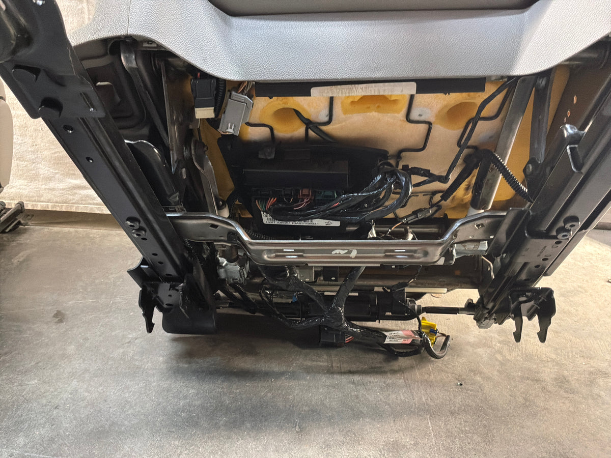 2009 Cadillac CTS-V Seats Fronts and Rears Leather and Suede OEM Titanium