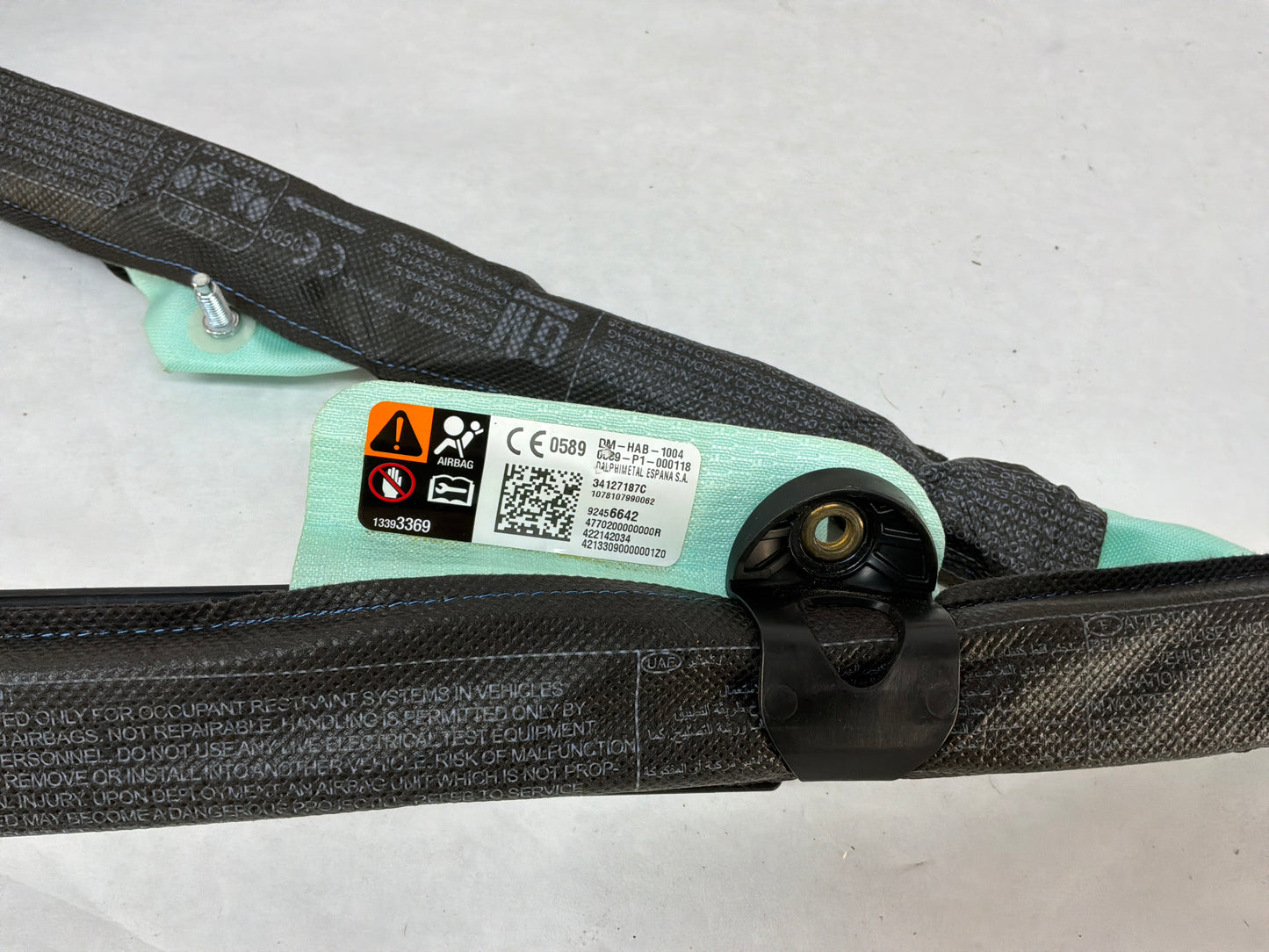 Curtain airbag - Day's Parts Yard